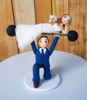 Picture of Hilarious wedding cake topper, Weight lifting wedding cake topper