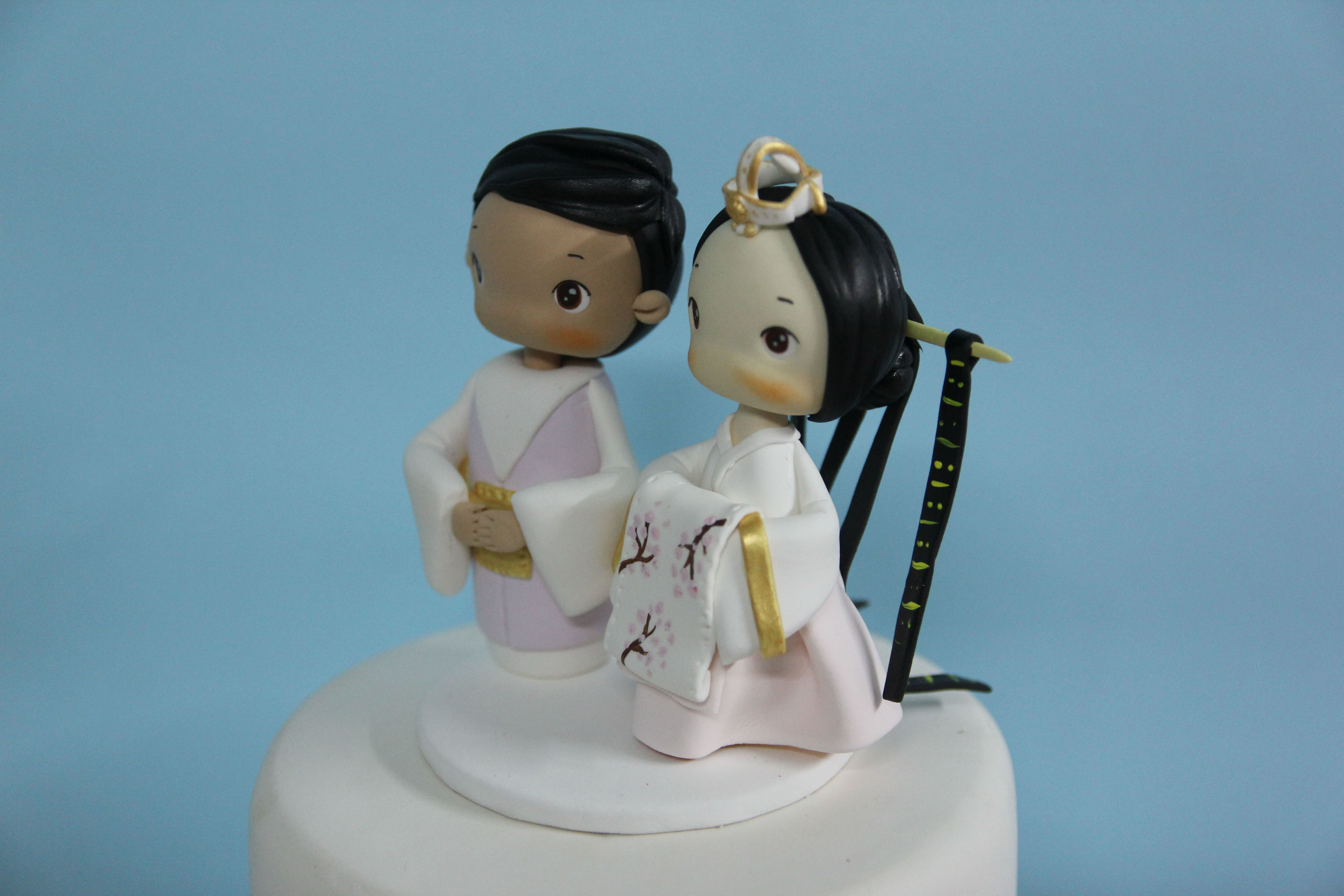 World Cake Topper. Hanbok Korean Wedding Cake Topper, Traditional