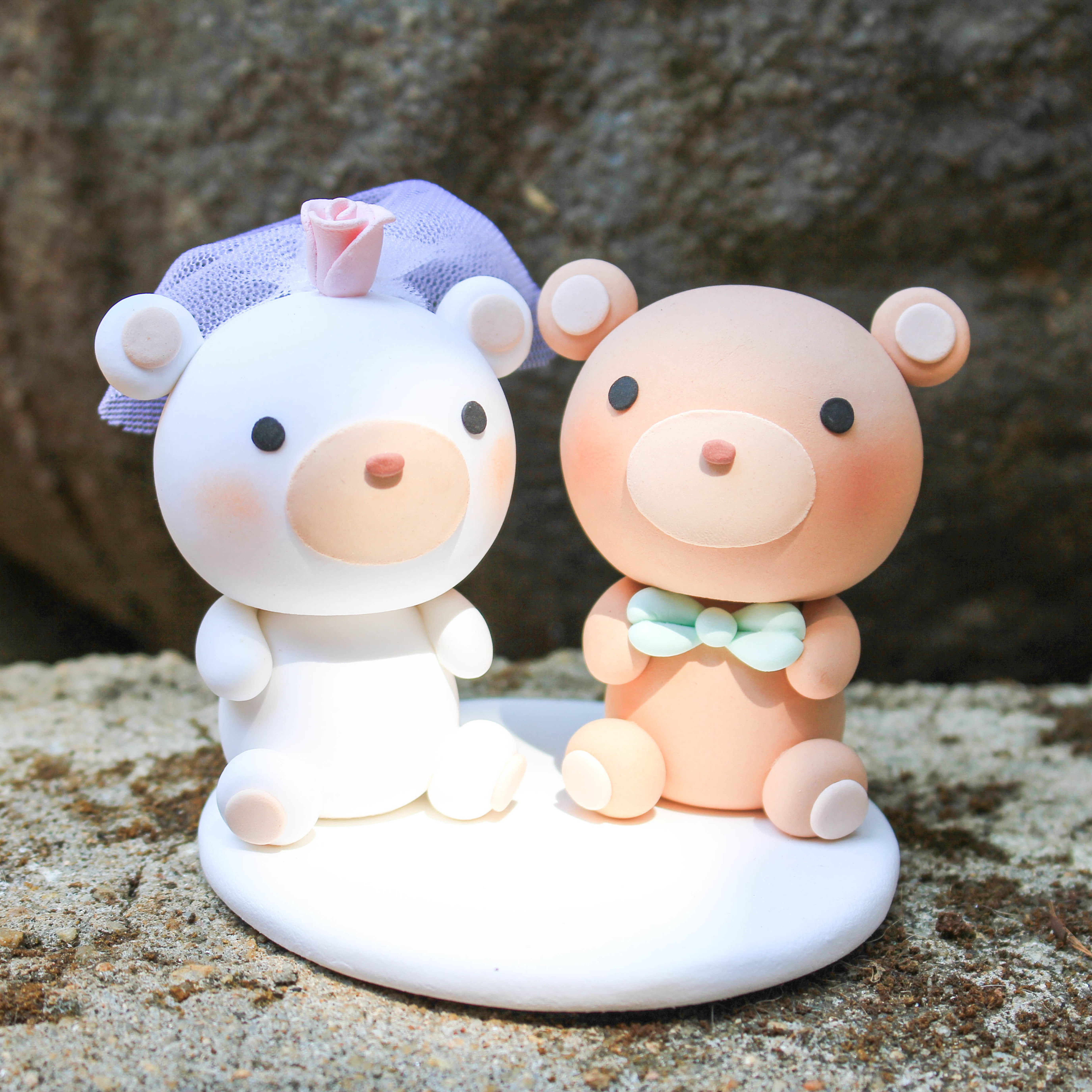 Picture of Polar and Brown Bear Wedding Cake Topper