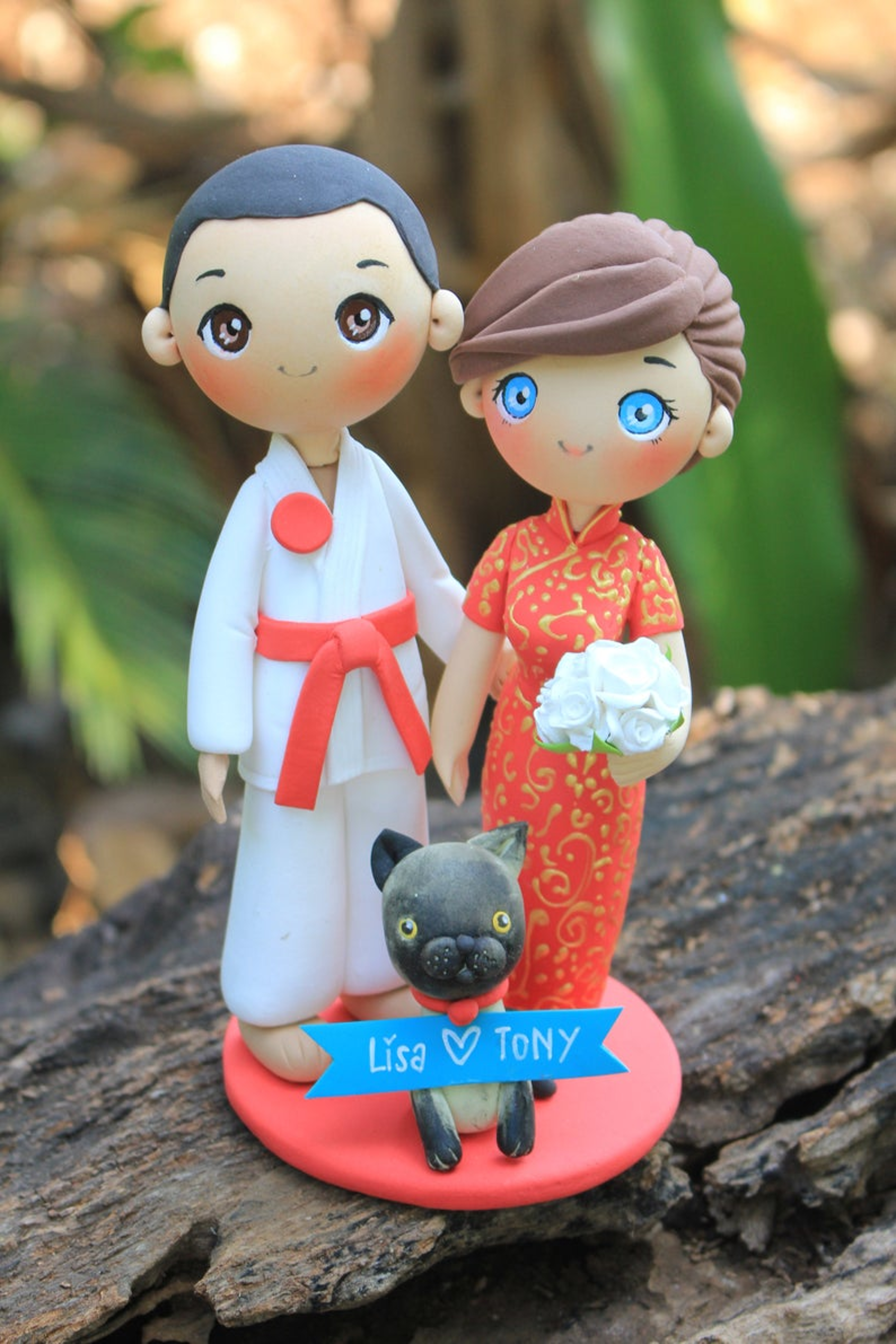 Picture of Japanese & Chinese wedding cake topper - CLEARANCE