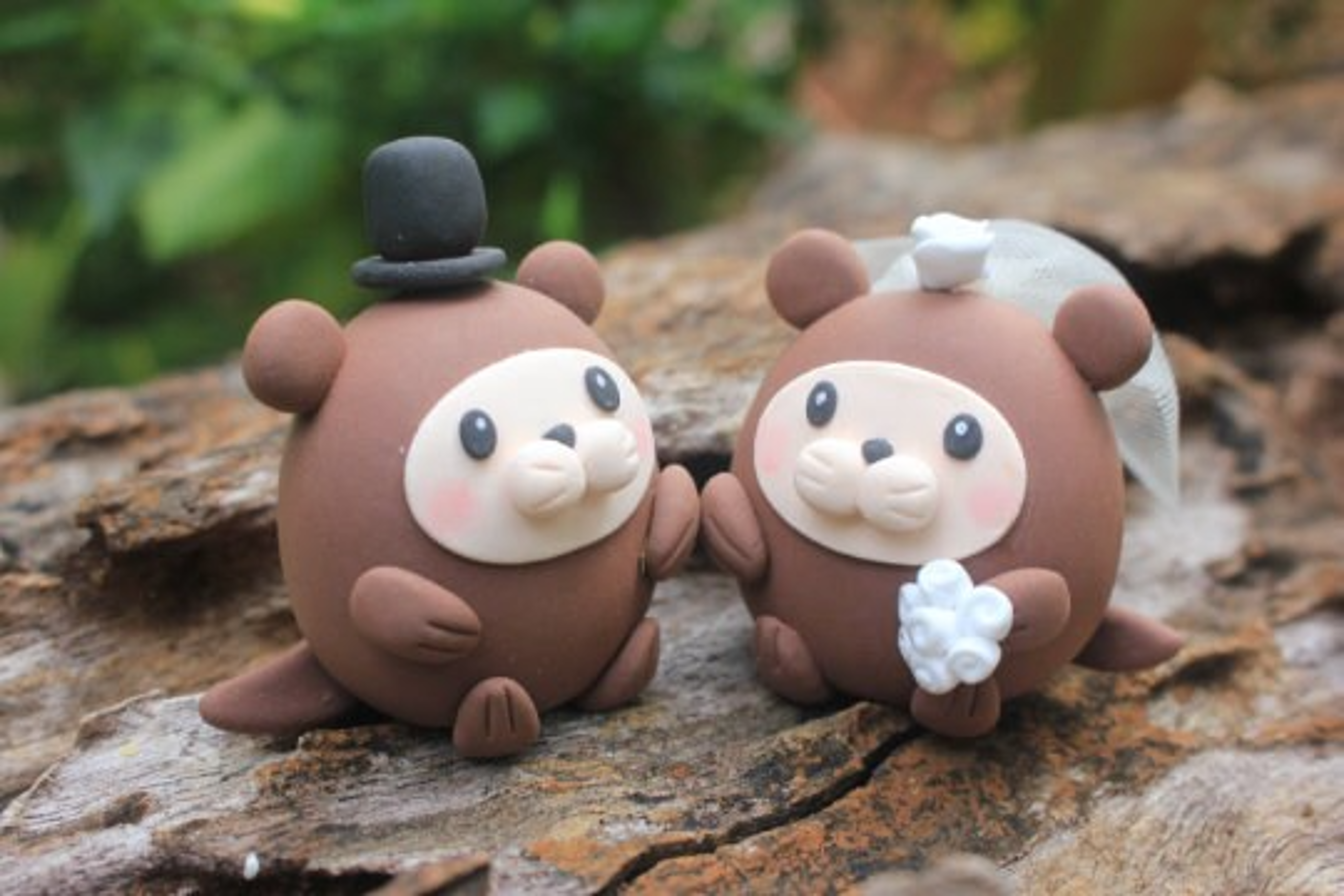 Picture of Seal Wedding Cake Topper - CLEARANCE