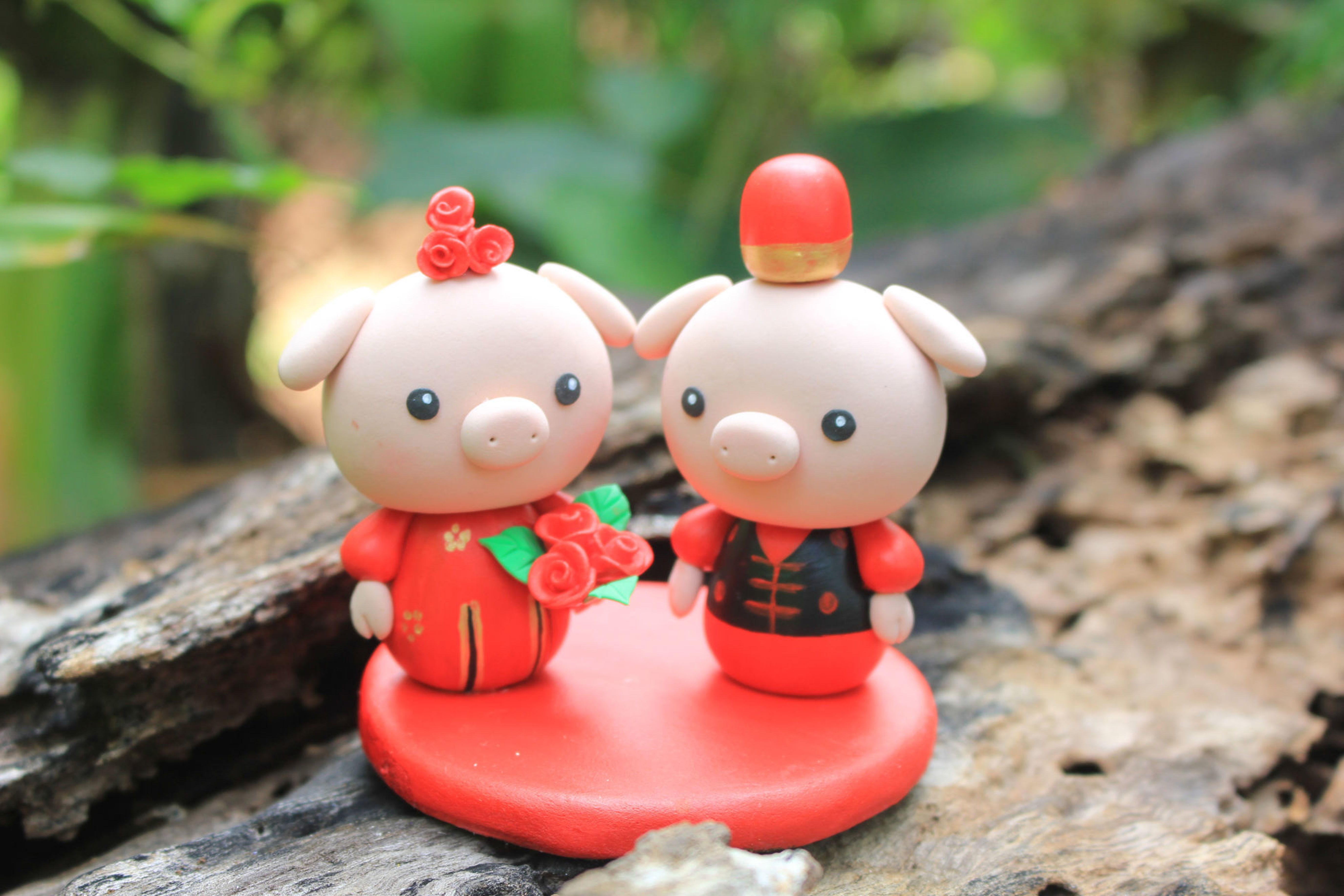 Picture of Pig wedding cake Topper, Chinese wedding topper -  CLEARANCE