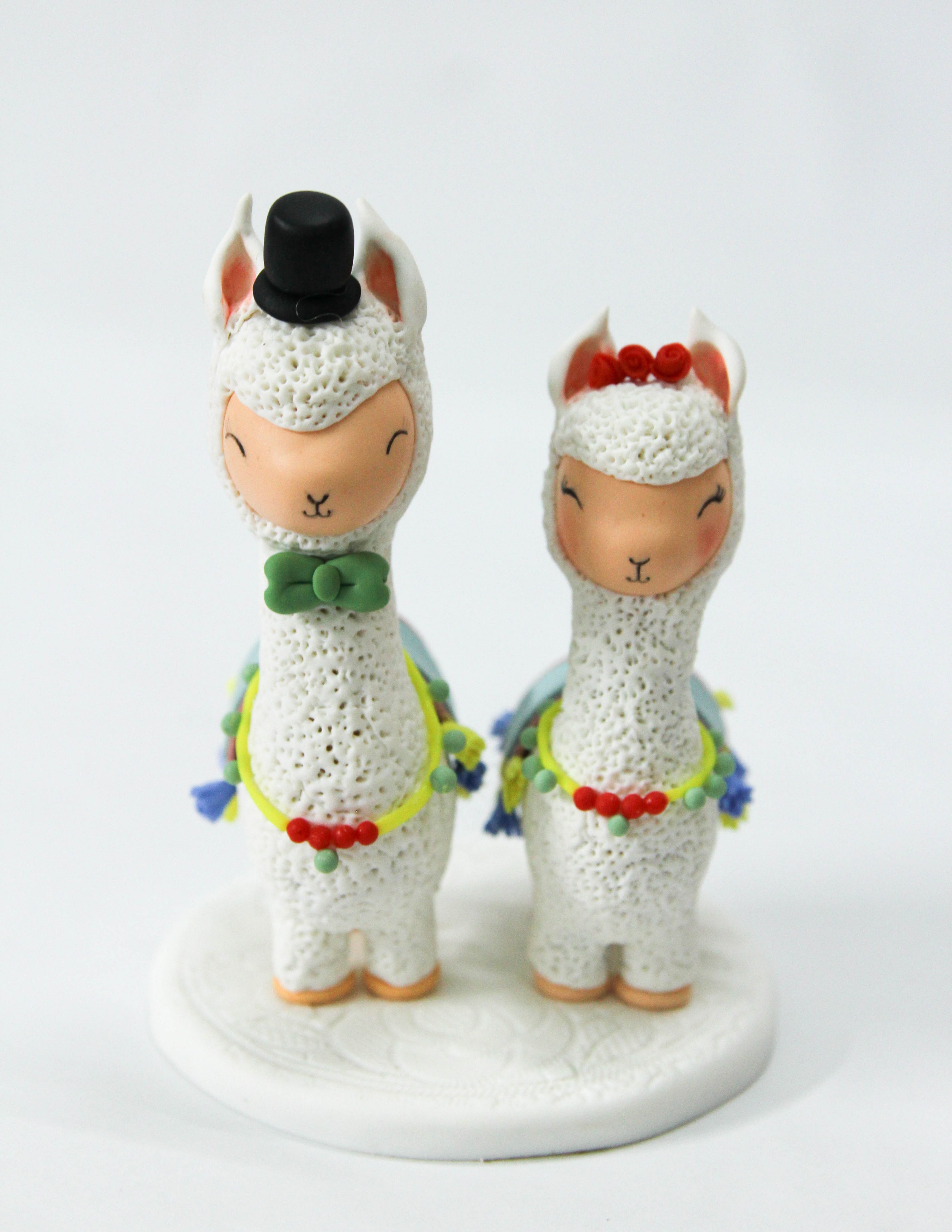 Picture of Alpaca Wedding Cake Topper, Animal Wedding Cake Decoration