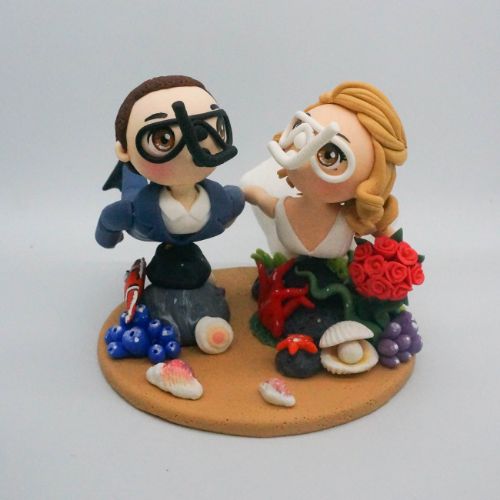 Picture of Snorkeling Wedding Cake topper, Free Dive Bride & Groom Cake Topper, Scuba Diving Wedding Cake Topper