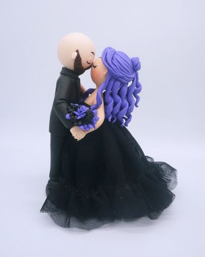 Picture of Gothic Wedding Cake Topper, Halloween Wedding Theme, Dark and Dramatic Wedding Cake Topper