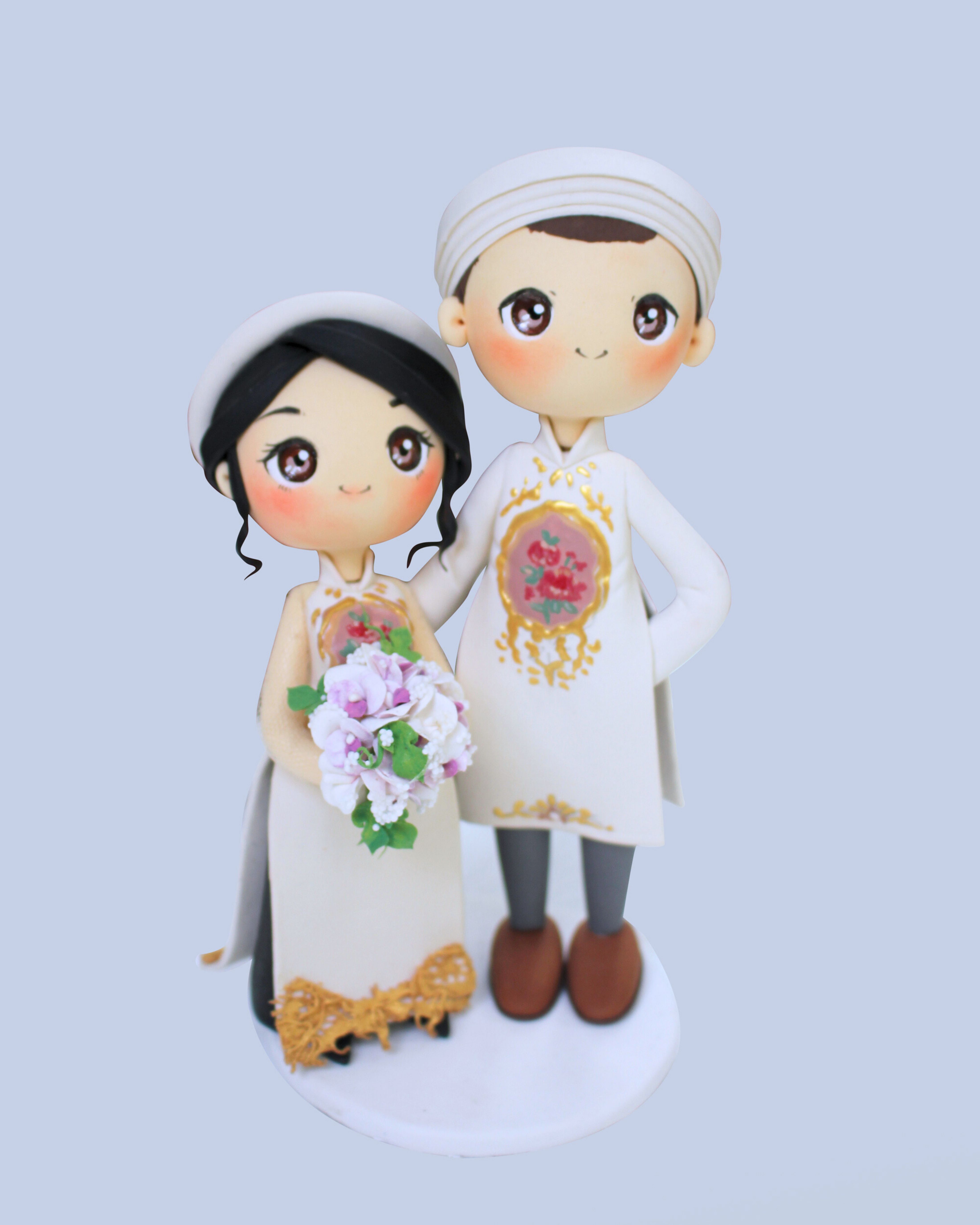 Picture of Vietnam Ao Dai Wedding Cake Topper,  Vietnamese Wedding Traditions