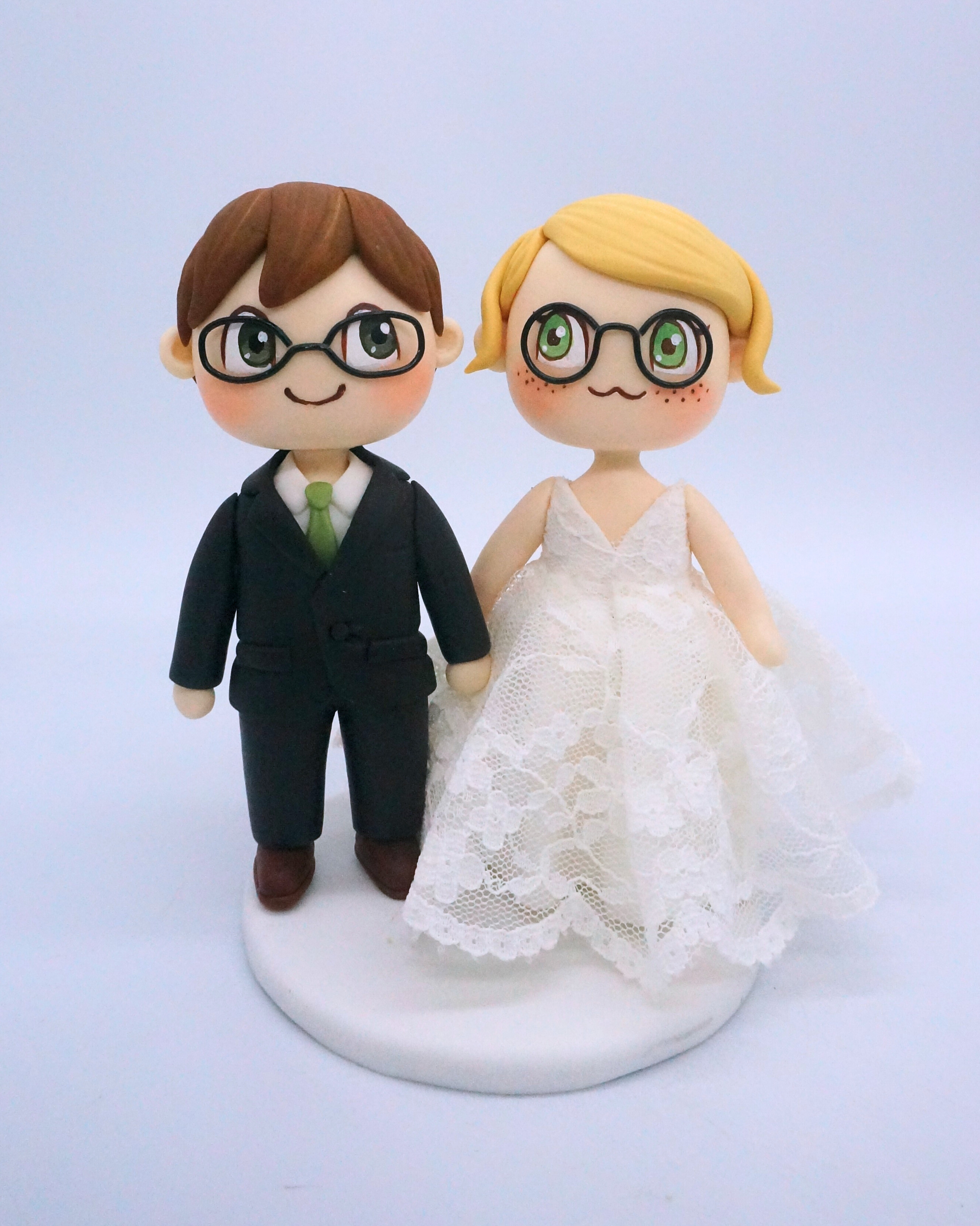 Animal Crossing Wedding Cake Topper, Villager Bride & Groom Wedding Cake Topper