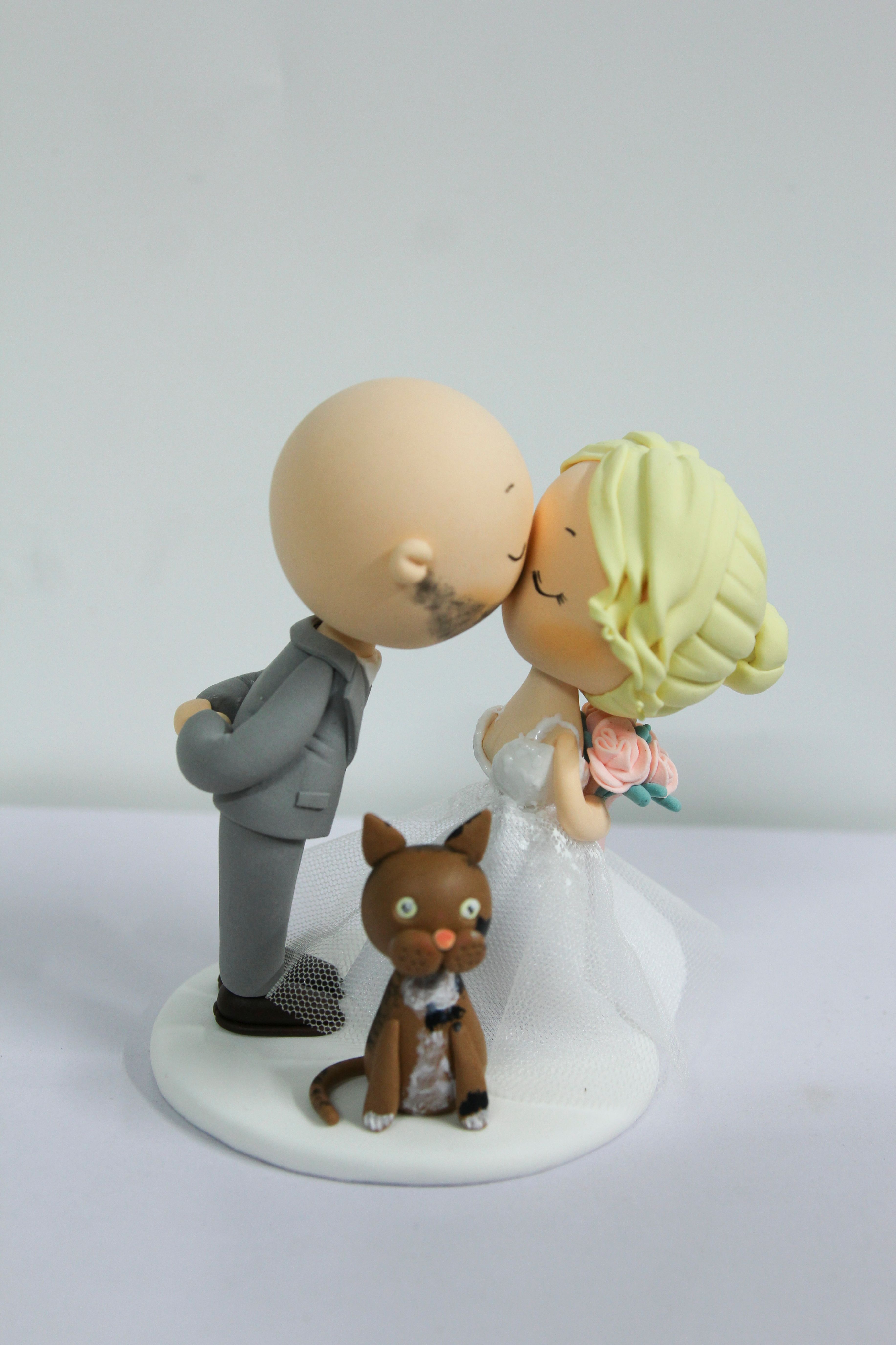 Picture of Stubble Beard Bald Groom & Updo Blonde Hair Bride Wedding  Cake Topper, Kissing Bride & Groom with a Cat Figurine