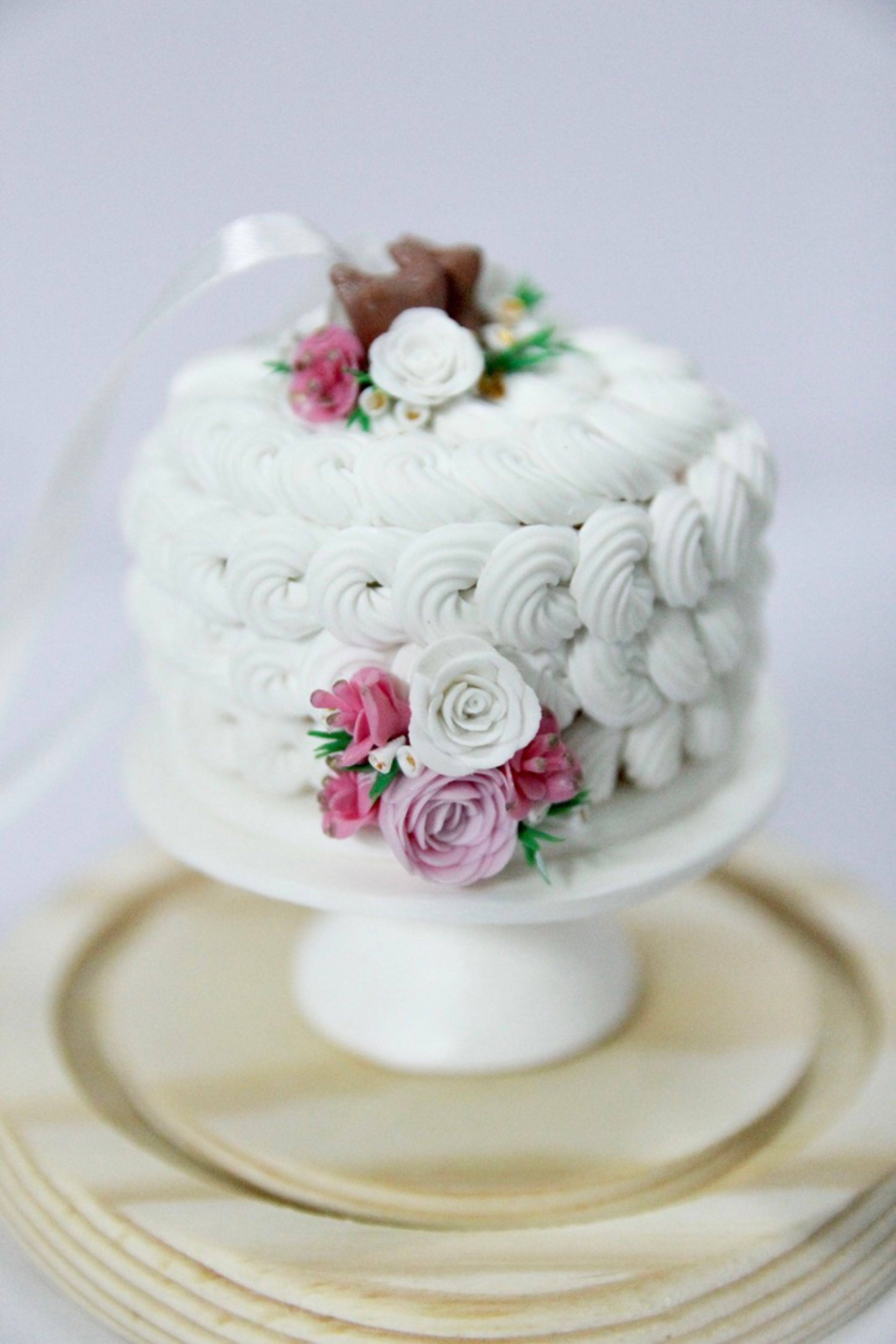 Picture of Custom 1 tier cake ornament with topper and high stand, First Christmas married ornament