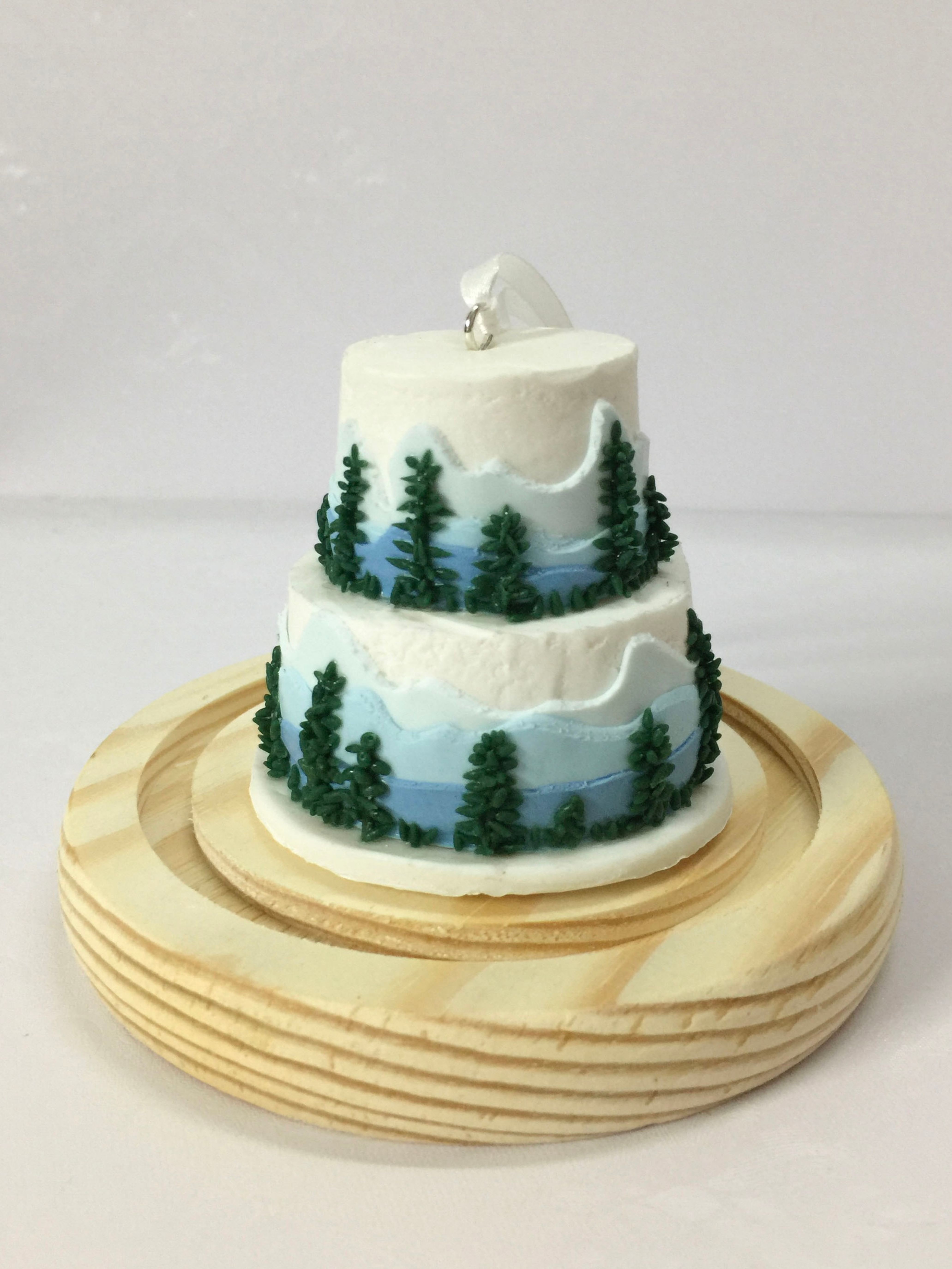 Picture of Woodland Wedding Cake Ornament, Custom Wedding Cake Replica, Cake miniature